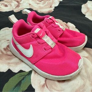 Nike Toddler Pink Sneakers